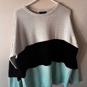 Chic Colorblock Crew Neck Sweater